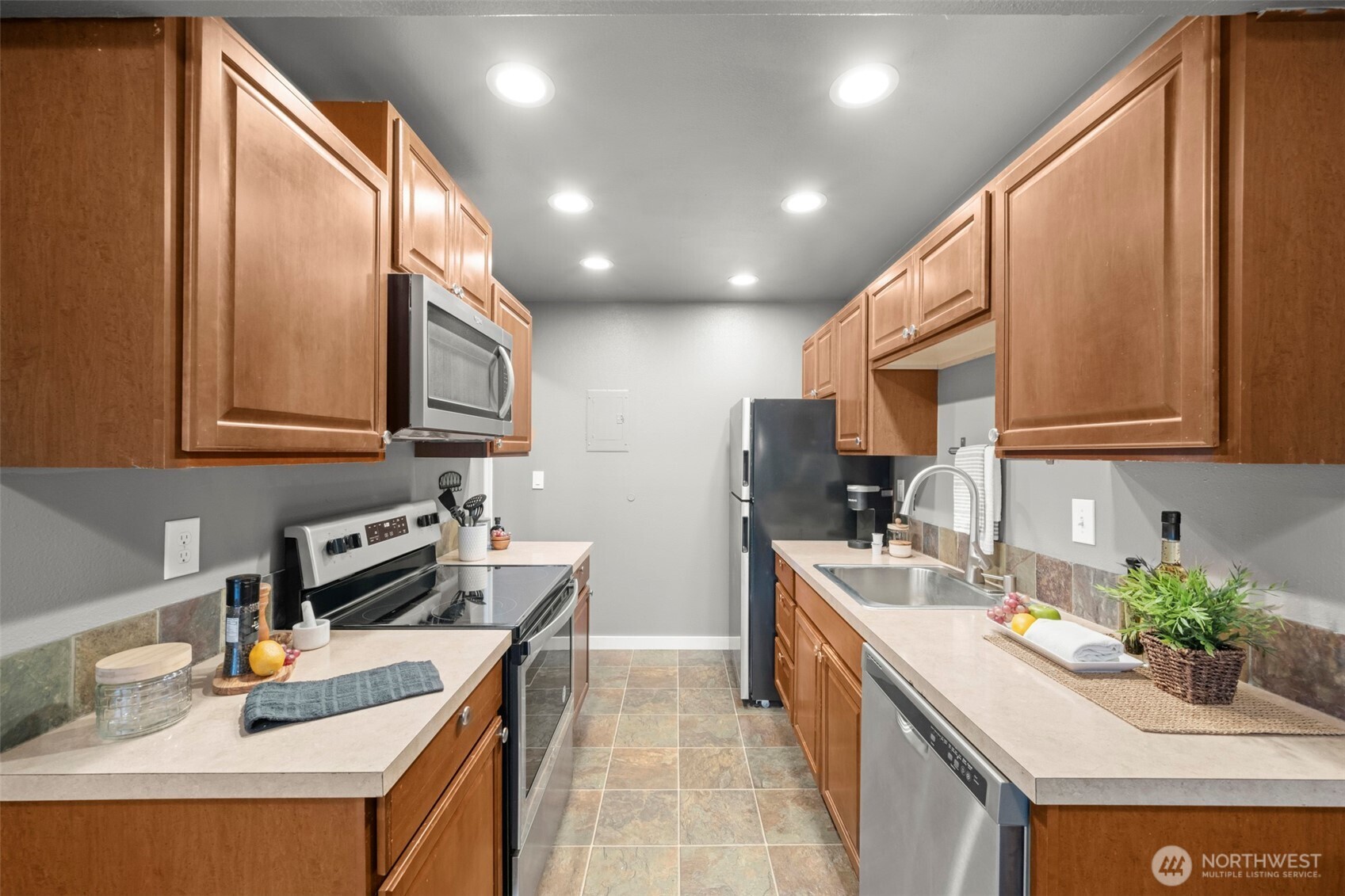 5021 Ripley Lane North, Unit 311 Renton, WA 98056 - Photo 7 of 33 Gallery Image 7