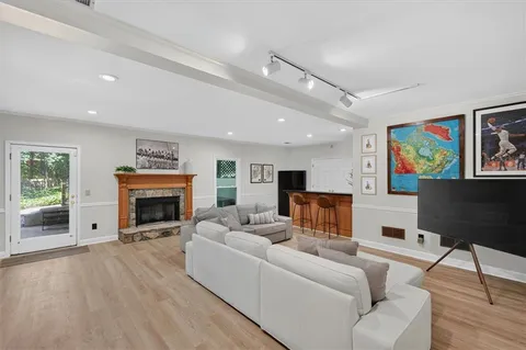 $939,000 | 125 Lazy Laurel Chase, Roswell, GA 30076
