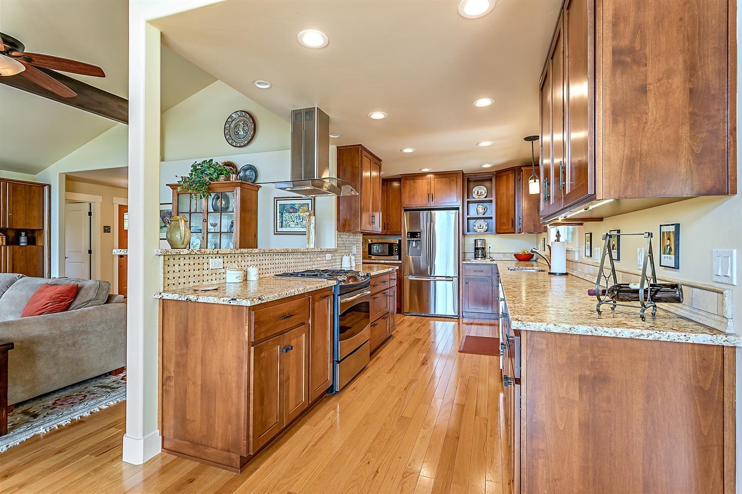 3980 Livingston Road Central Point, OR 97502 - Photo 14 of 35 Additional Photo