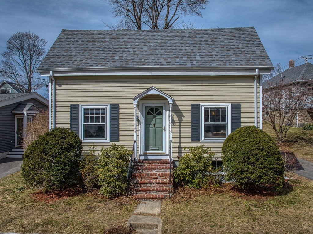 69 Bennett Street Wakefield, MA 01880 - Photo 2 of 27 front view of a house