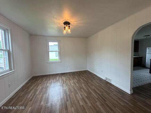 156 Beatty Road Rose Hill, VA 24281 - Photo 11 of 26 IMG_7256