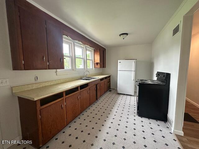 156 Beatty Road Rose Hill, VA 24281 - Photo 13 of 26 IMG_7267