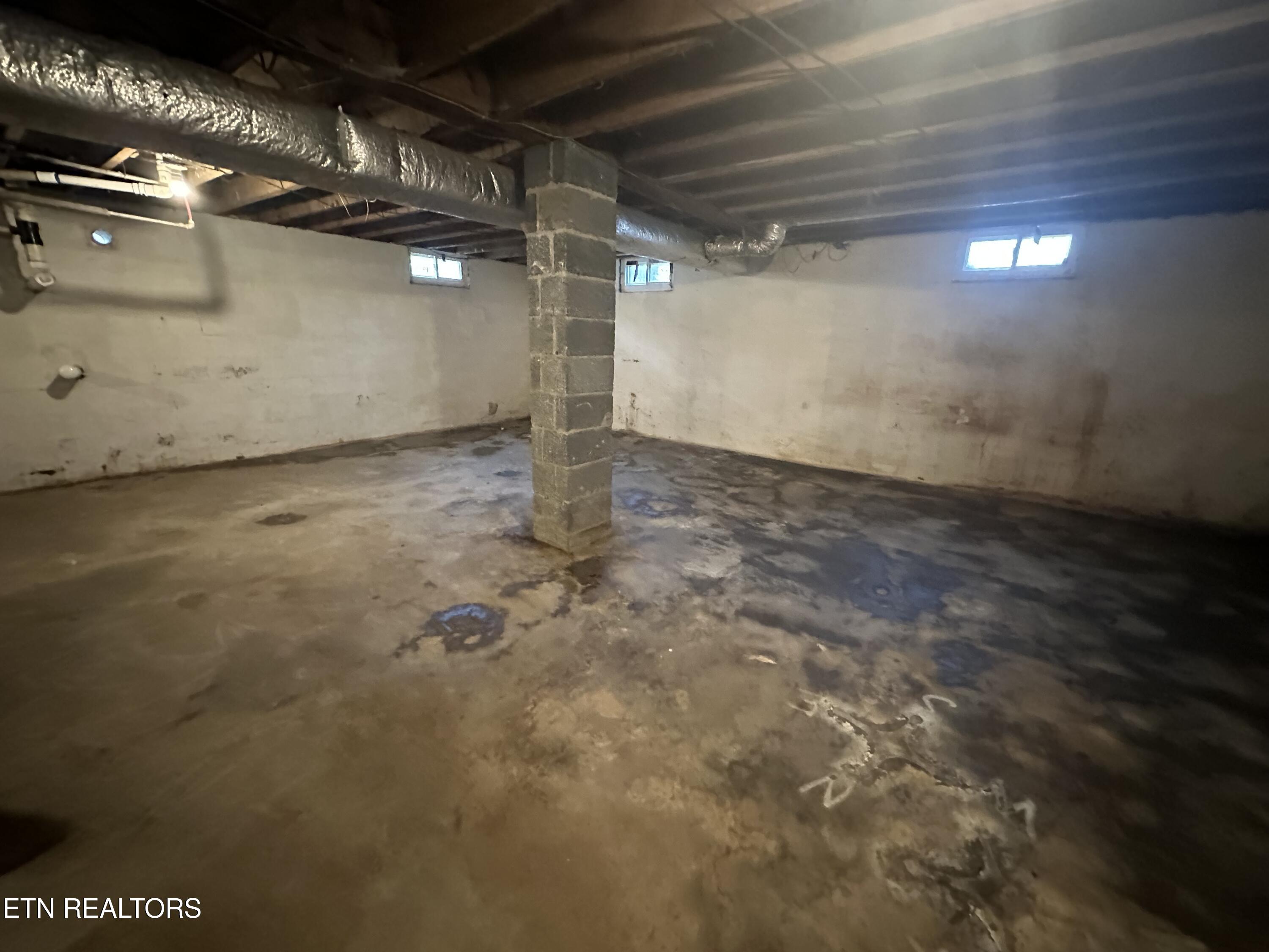 156 Beatty Road Rose Hill, VA 24281 - Photo 26 of 26 IMG_7822