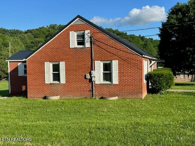 $185,000 | 156 Beatty Road, Rose Hill, VA 24281