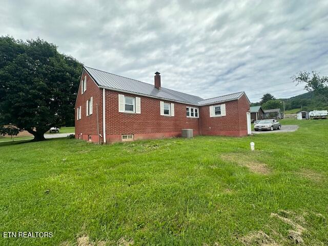 156 Beatty Road Rose Hill, VA 24281 - Photo 8 of 26 IMG_7276