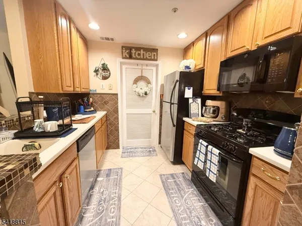 $2,200 | 4607 Tudor Drive, Pequannock, NJ 07444