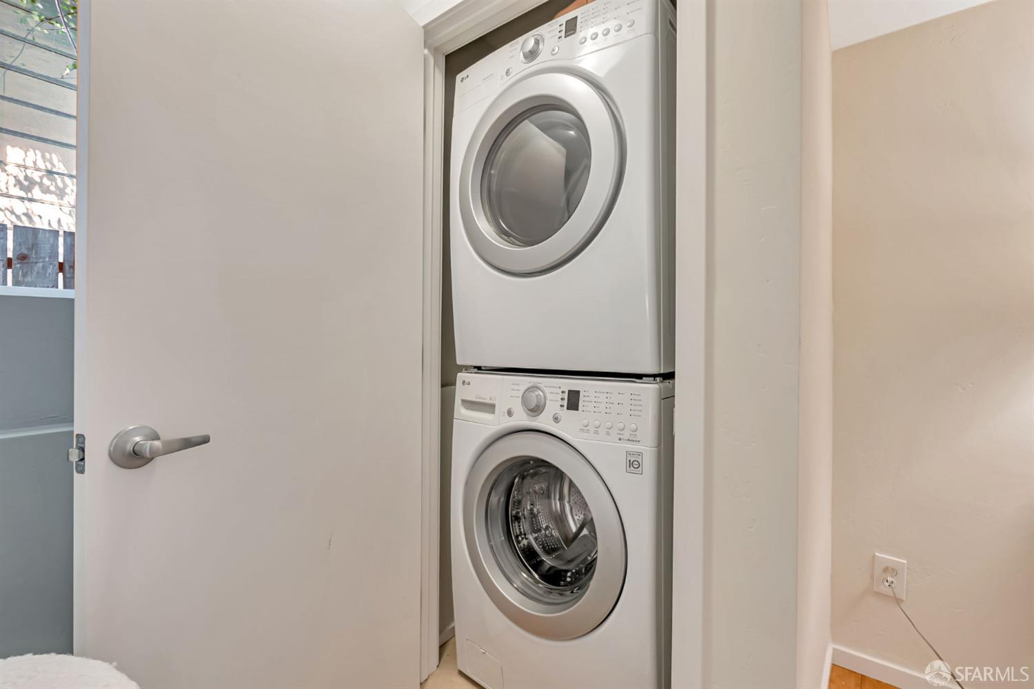 1028 55th Street Oakland, CA 94608 - Photo 39 of 55 Main Floor Washer Dryer