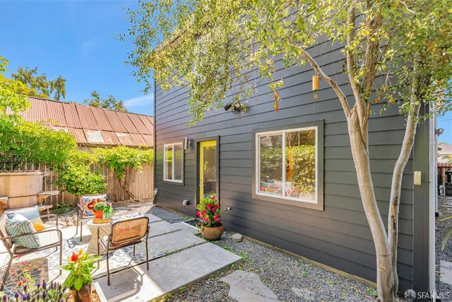 $1,150,000 | 1028 55th Street, Oakland, CA 94608