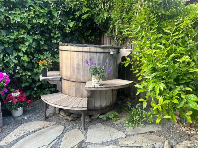 $1,150,000 | 1028 55th Street, Oakland, CA 94608