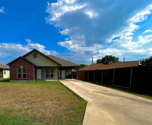 $1,625 | 1295 Harper Trail, Lockhart, TX 78644