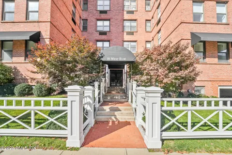 $789,000 | 25 West Elm Street, Unit 43, Greenwich, CT 06830
