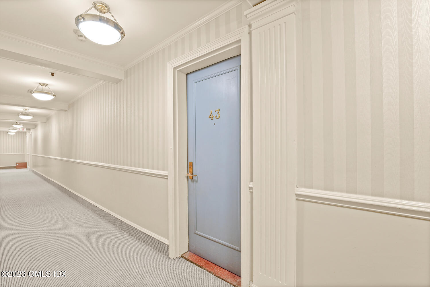 25 West Elm Street, Unit 43 Greenwich, CT 06830 - Photo 2 of 15 25 W Elm St Apt 43 Greenwich-large-002-0