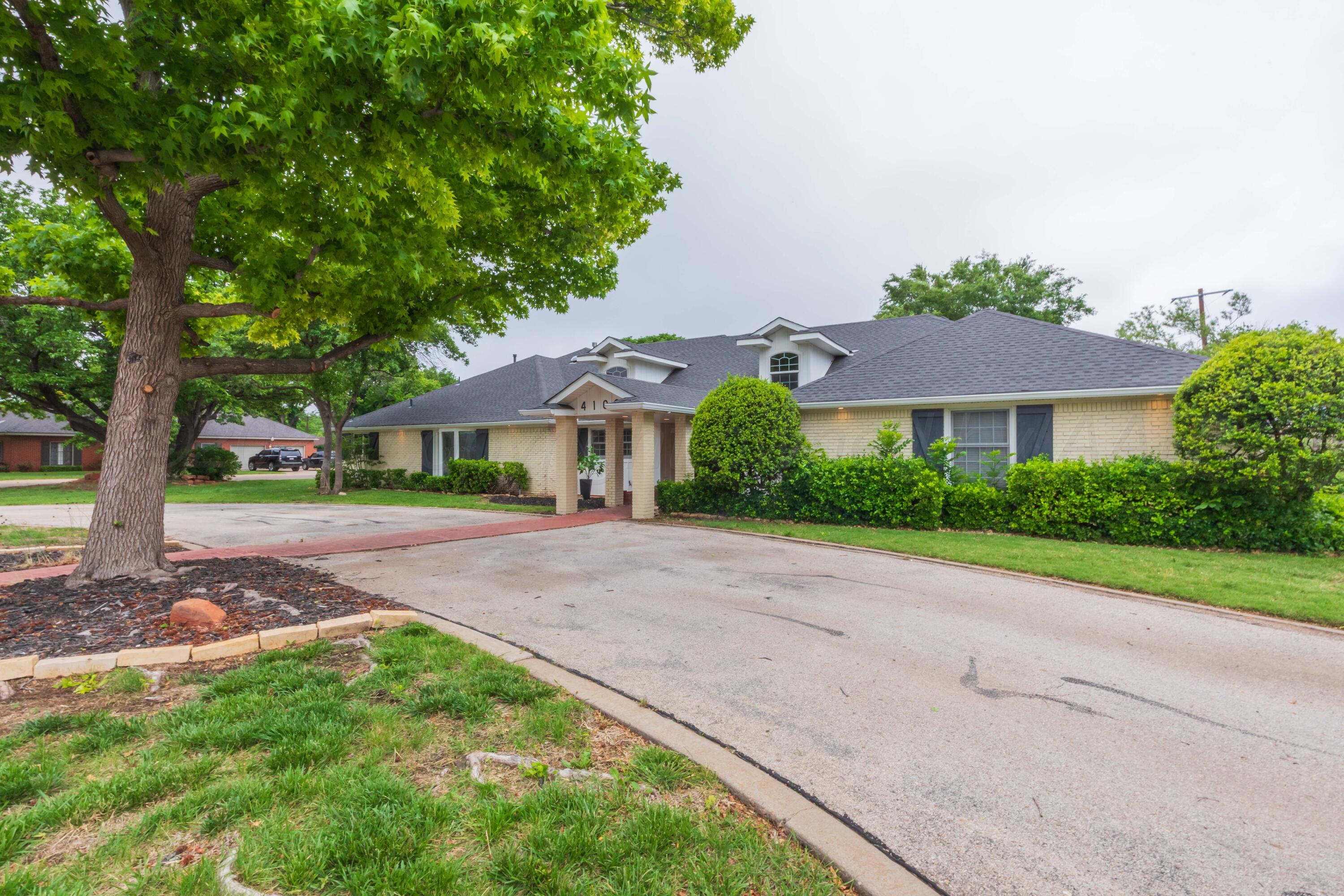 4102 Paramount Boulevard Amarillo, TX 79109 - Photo 2 of 73 FRONT VIEW 2