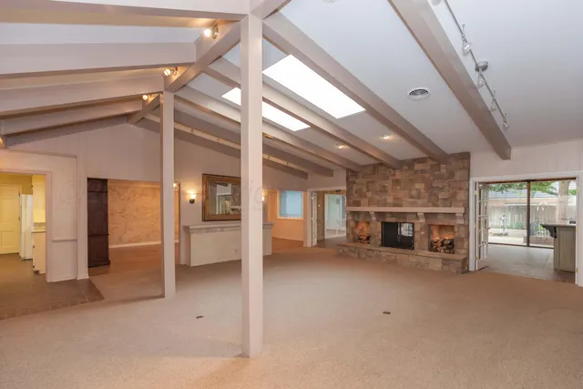 $517,500 | 4102 Paramount Boulevard, Amarillo, TX 79109