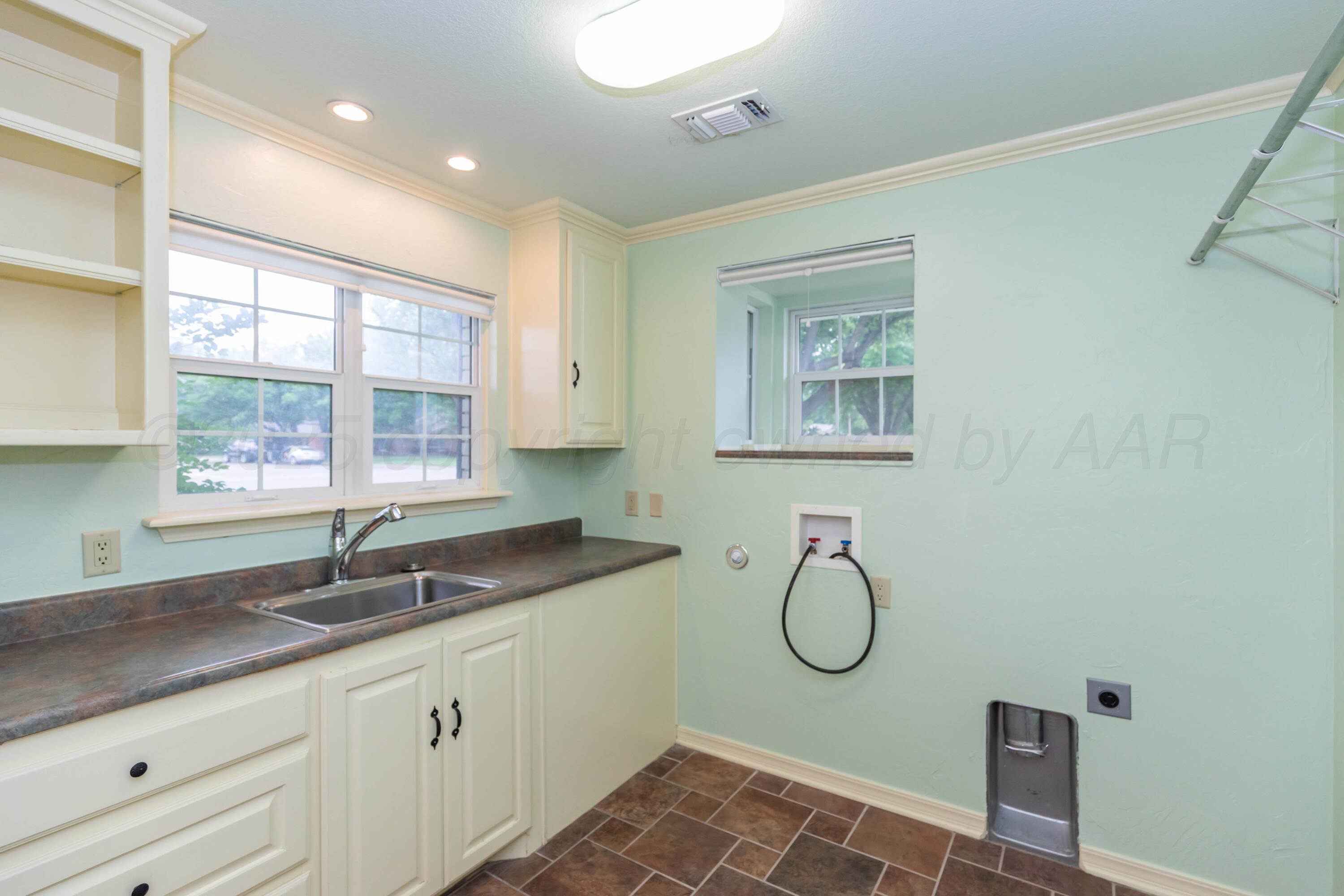 4102 Paramount Boulevard Amarillo, TX 79109 - Photo 73 of 73 UTILITY VIEW 2