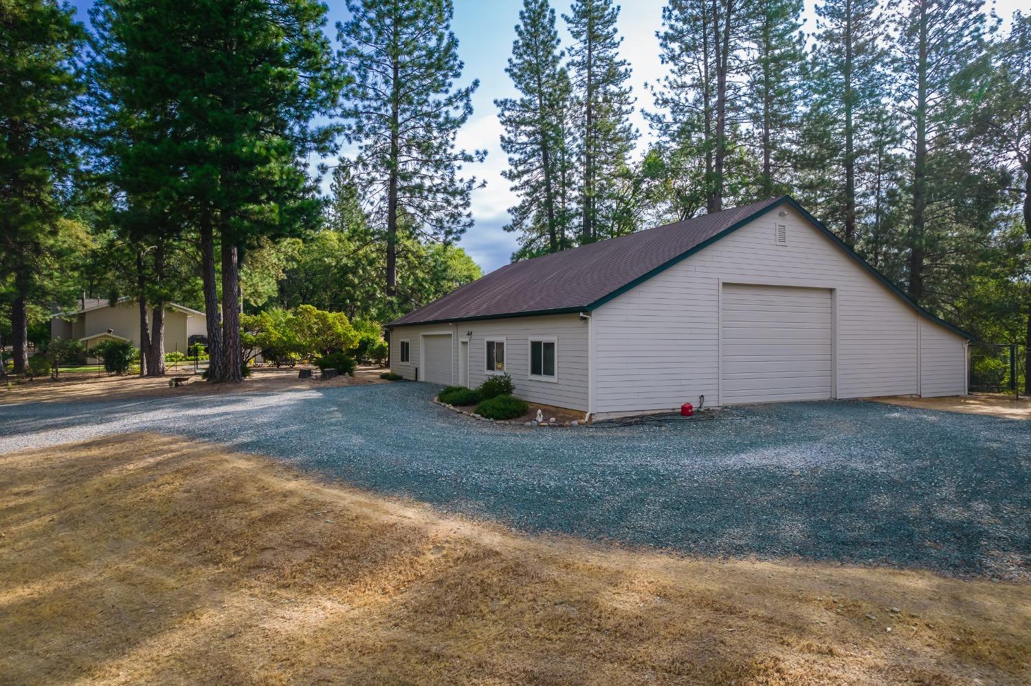 5271 Consumnes Mine Road Somerset, CA 95684 - Photo 6 of 48