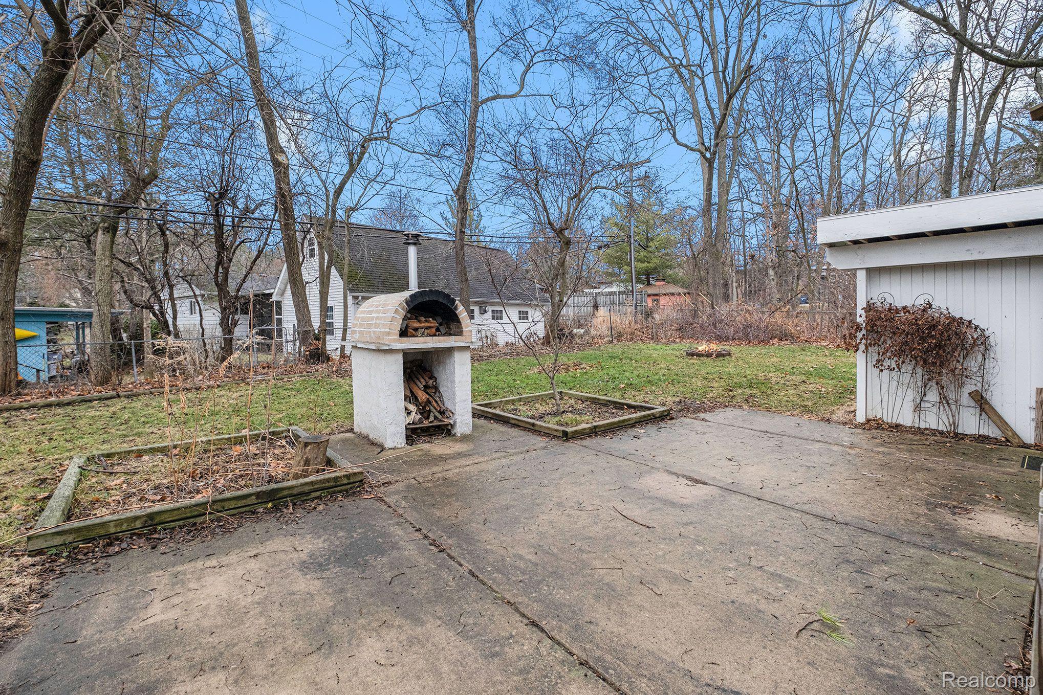 1161 Wendy Road Ann Arbor, MI 48103 - Photo 30 of 36 Gallery Image 30