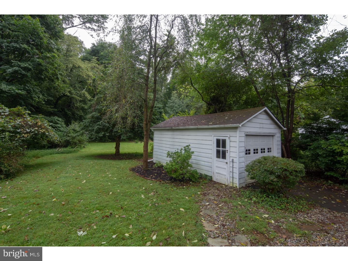 9 Wilburtha Road Ewing, NJ 08628 - Photo 14 of 15 Gallery Image 14