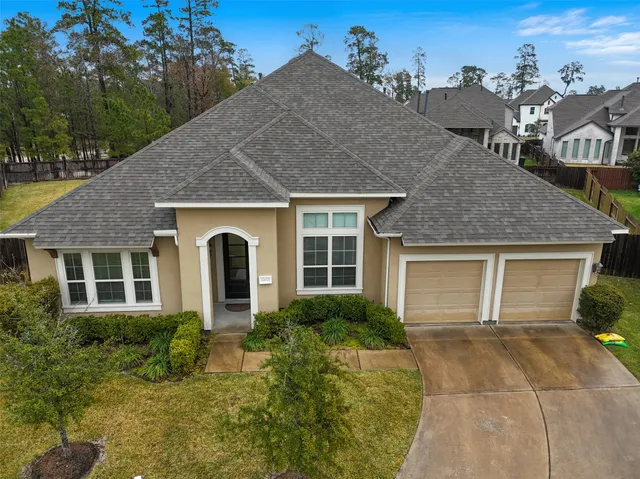 $585,000 | 32027 Autumn Orchard Lane, Conroe, TX 77385