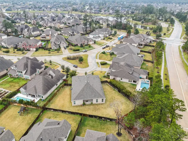 $585,000 | 32027 Autumn Orchard Lane, Conroe, TX 77385