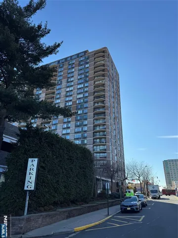 $365,000 | 770 Anderson Avenue, Unit 9F, Cliffside Park, NJ 07010