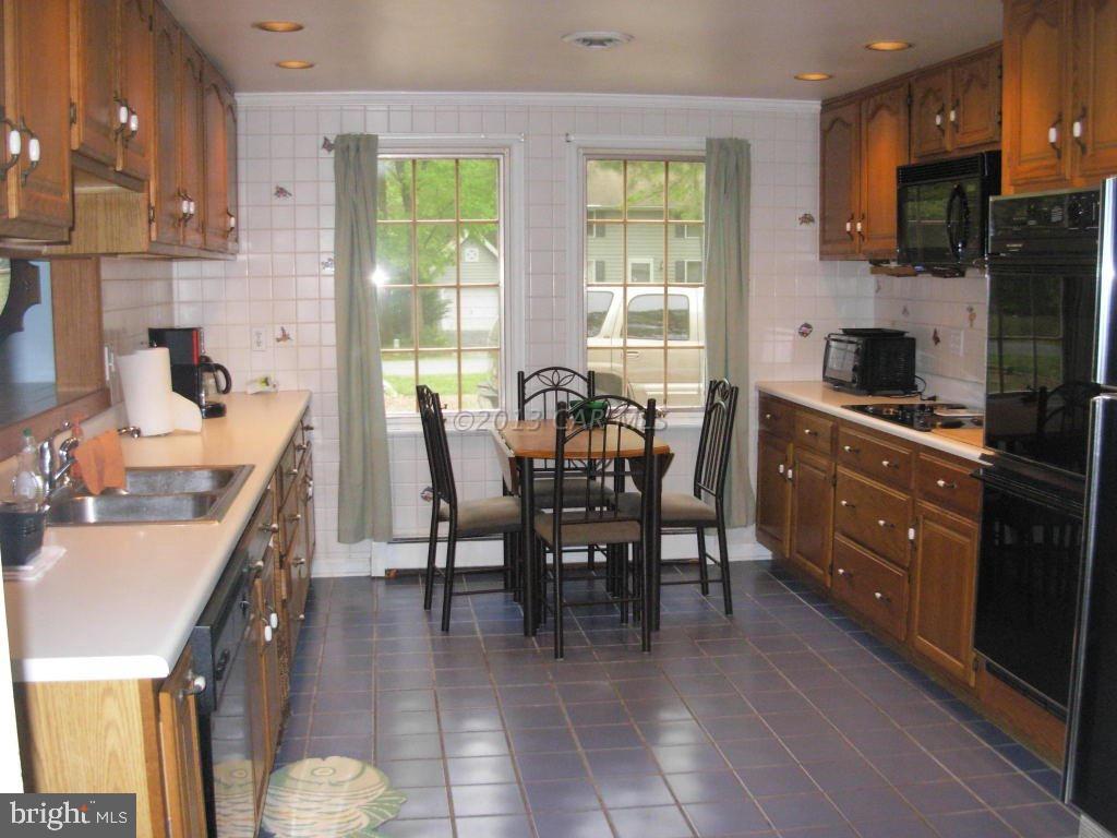 86 Abbyshire Road Ocean Pines, MD 21811 - Photo 4 of 19 Gallery Image 4