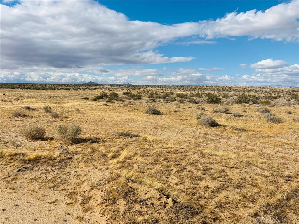 0 Hinkley Boron, CA 93516 - Photo 4 of 5 a view of an ocean