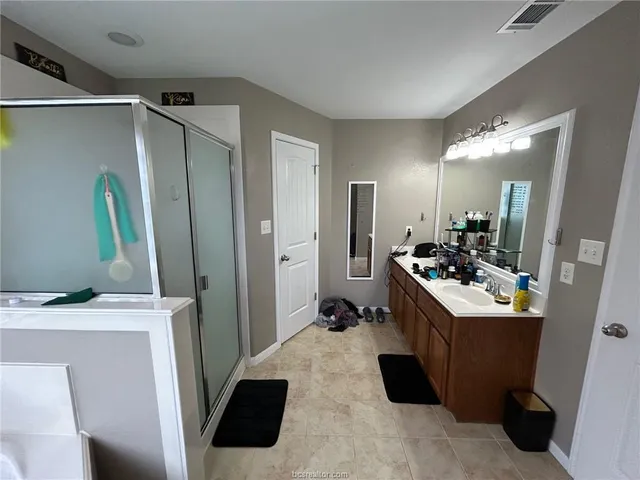 $2,150 | 4113 Cedar Creek Court, College Station, TX 77845