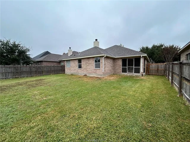 $2,150 | 4113 Cedar Creek Court, College Station, TX 77845
