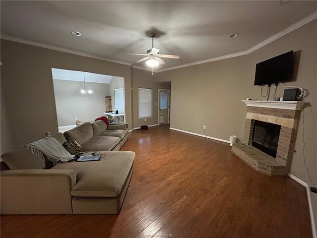 $2,150 | 4113 Cedar Creek Court, College Station, TX 77845