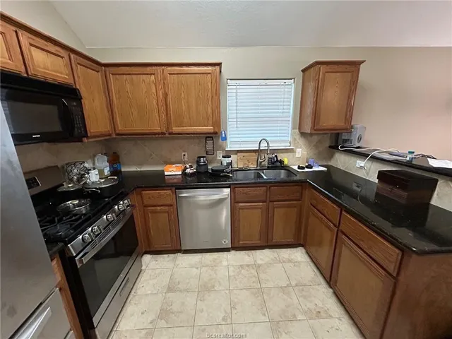 $2,150 | 4113 Cedar Creek Court, College Station, TX 77845