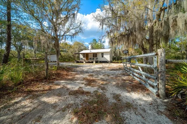 $92,000 | 15605 Northeast 236th Street, Fort McCoy, FL 32134