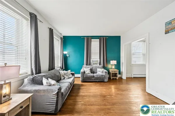 $282,000 | 118 West Union Street, Catasauqua, PA 18032