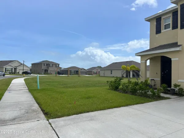 $3,600 | 976 Trinity Street, Rockledge, FL 32955
