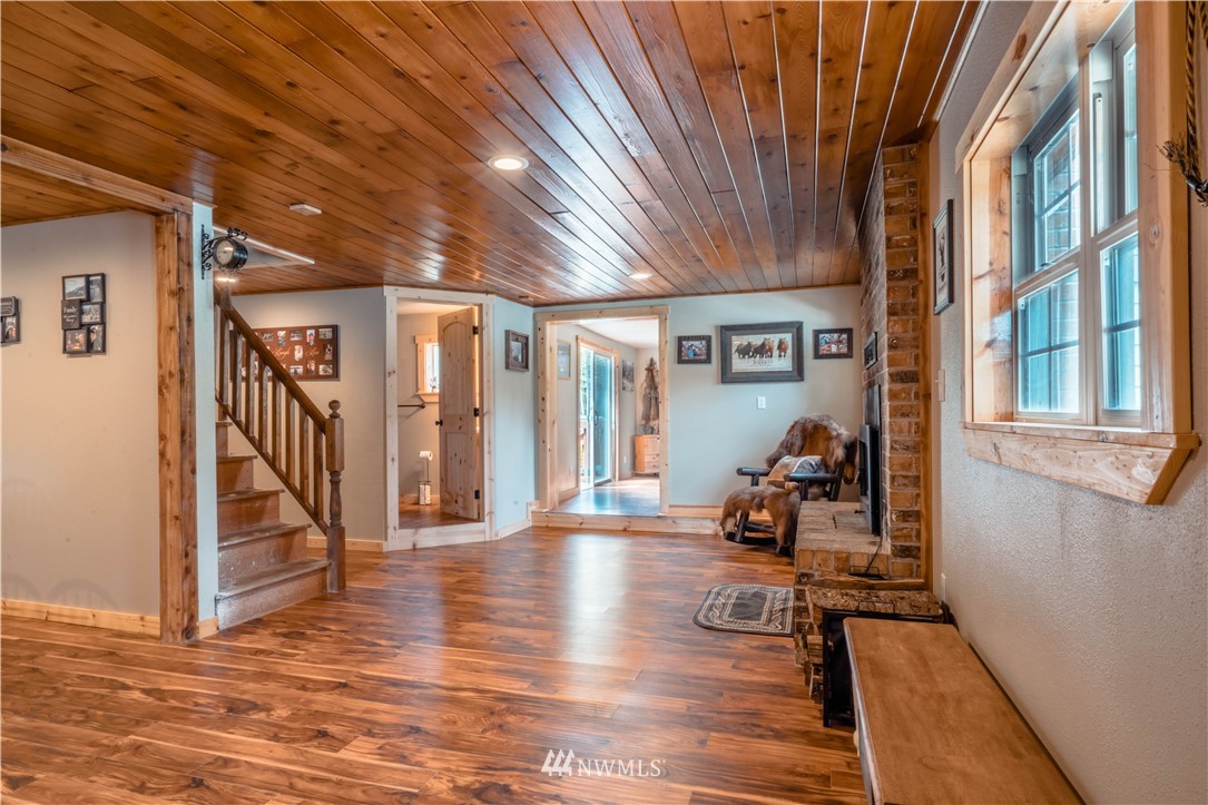 23792 Mosier Road Sedro-Woolley, WA 98284 - Photo 6 of 25 Gallery Image 6