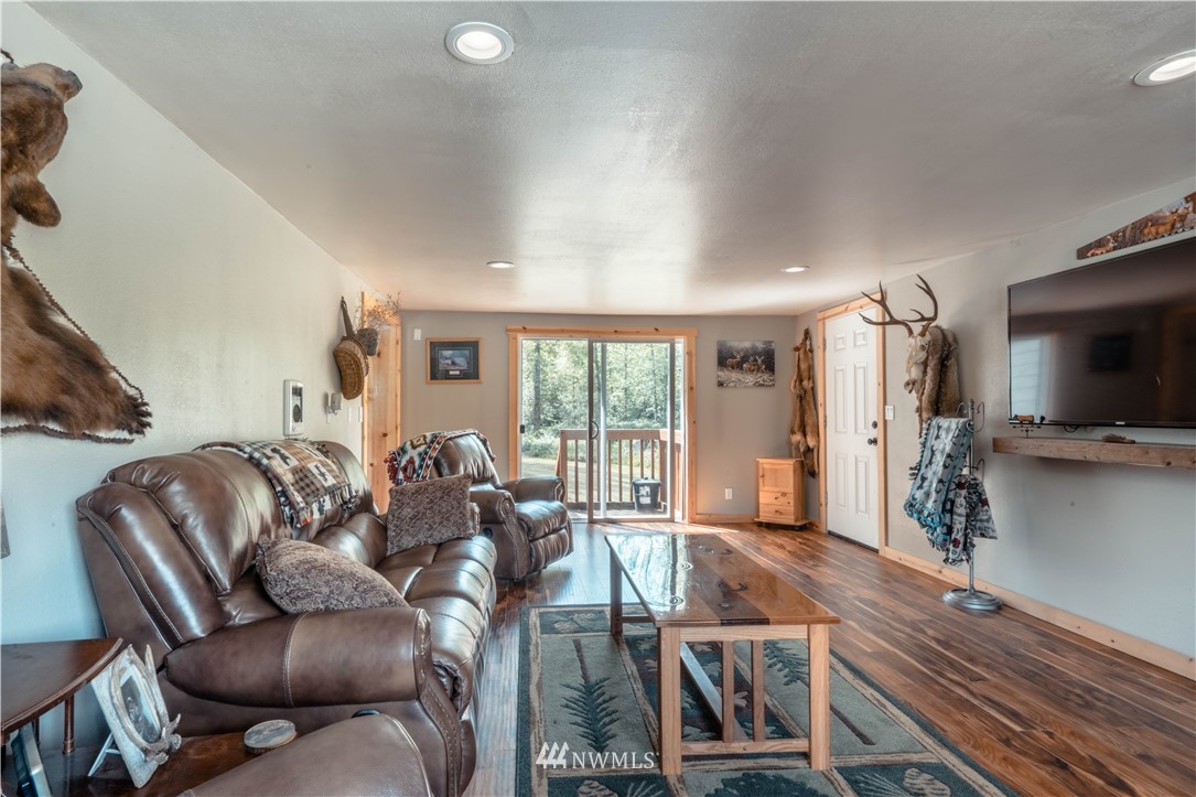 23792 Mosier Road Sedro-Woolley, WA 98284 - Photo 8 of 25 Gallery Image 8