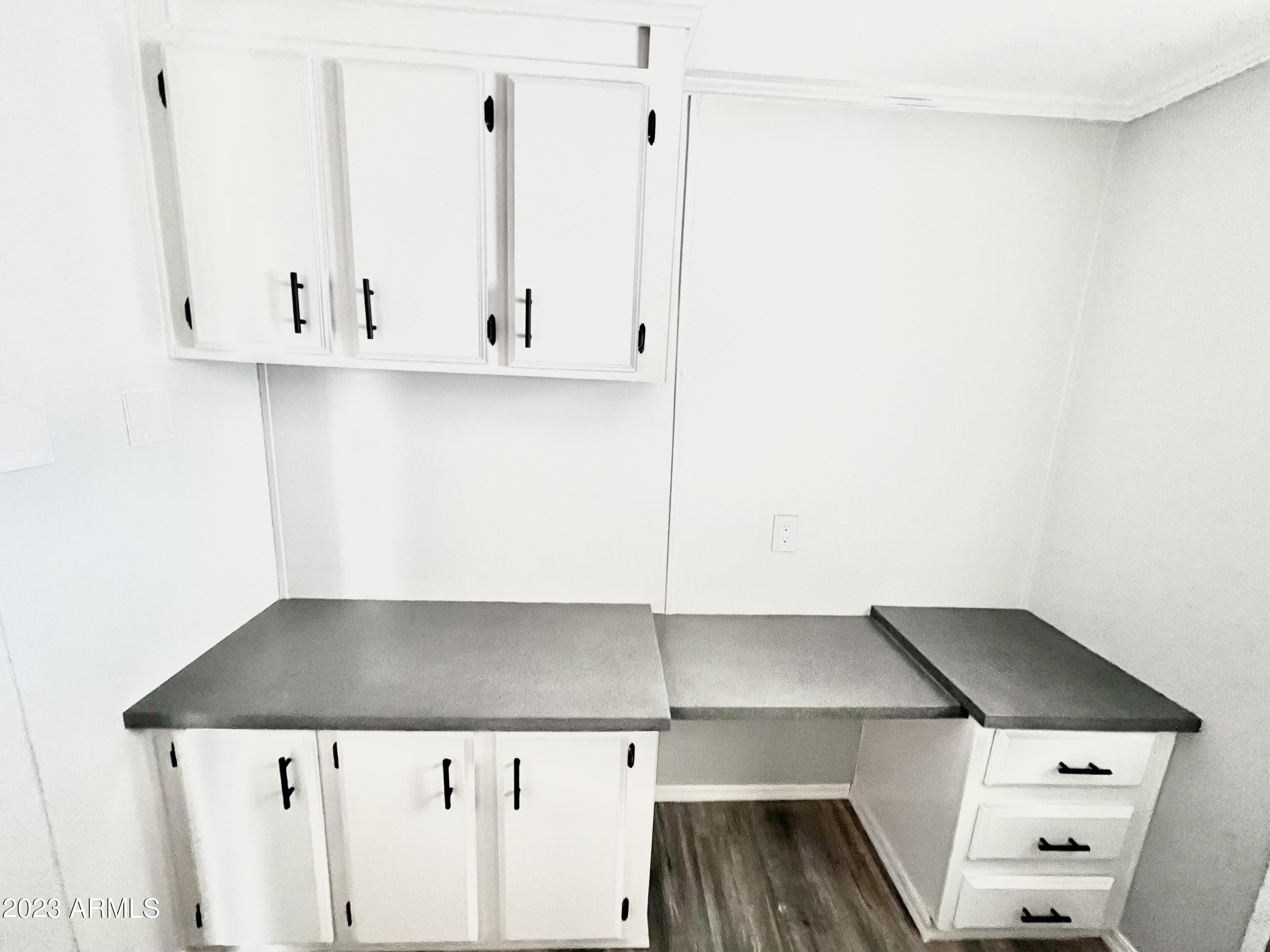 652 South Ellsworth Road, Unit 201 Mesa, AZ 85208 - Photo 19 of 33 201LAUNDRYONE