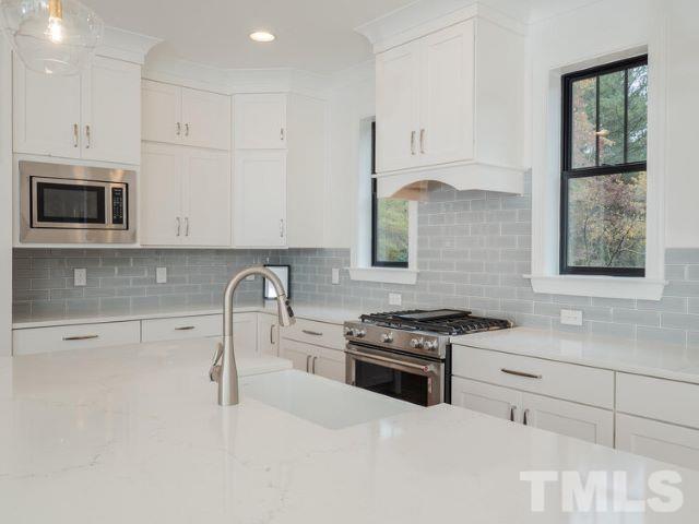 809 Carolina Avenue Raleigh, NC 27606 - Photo 8 of 19 Gallery Image 8
