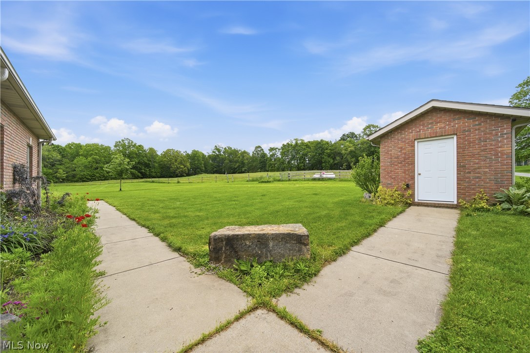 6223 McCann Road East Rochester, OH 44625 - Photo 34 of 45 Well Pump House