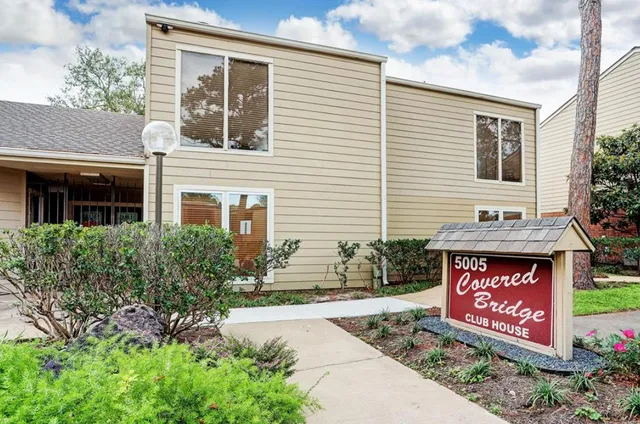 $145,900 | 5005 Georgi Lane, Unit 155, Houston, TX 77092
