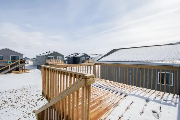 $339,000 | 6590 68th Street South, Horace, ND 58047
