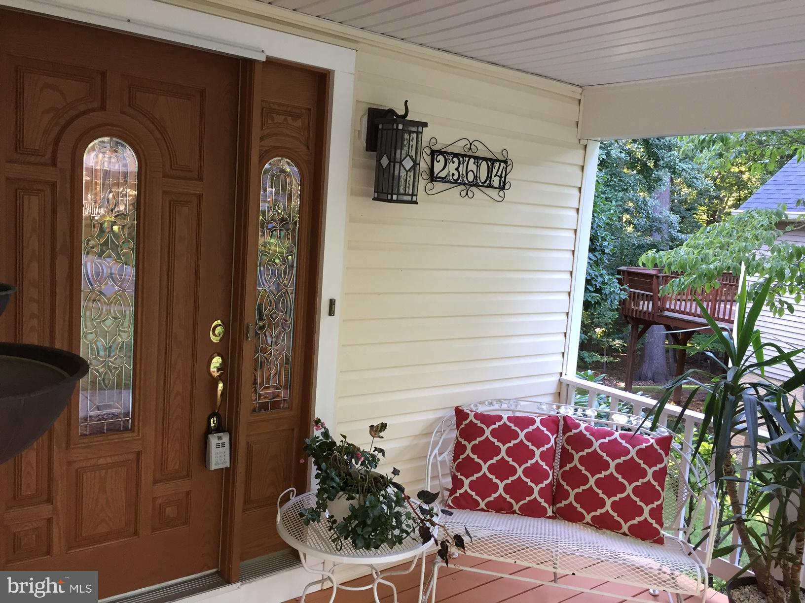 23604 Rolling Fork Way Gaithersburg, MD 20882 - Photo 2 of 27 Exterior (Front)