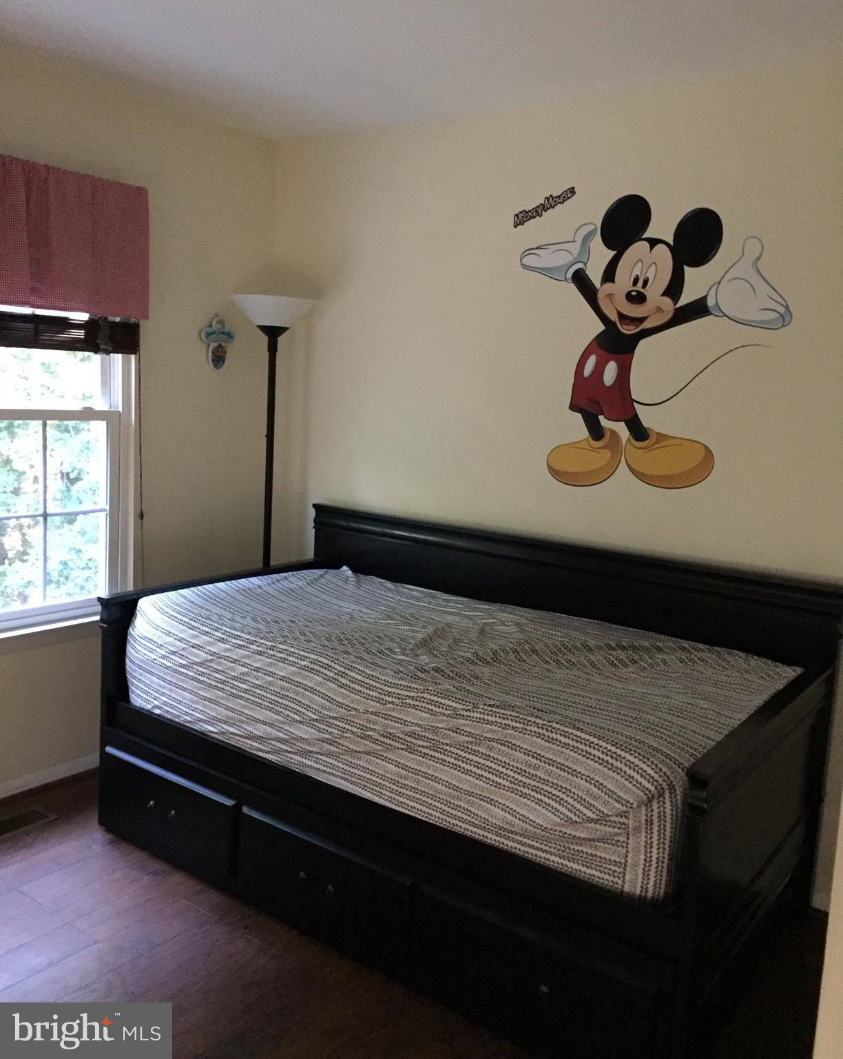 23604 Rolling Fork Way Gaithersburg, MD 20882 - Photo 12 of 27 Bedroom