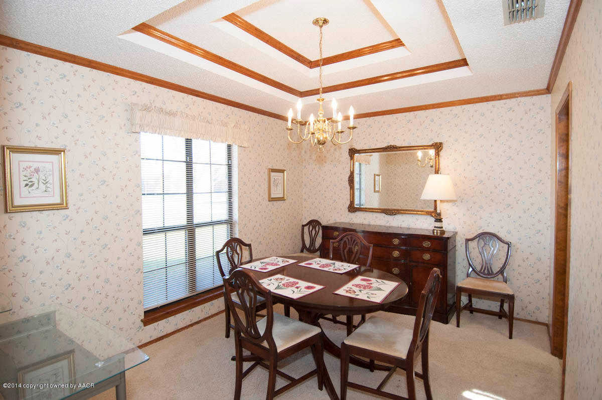 7301 Old Kent Road Amarillo, TX 79109 - Photo 15 of 33 DINING VIEW 1
