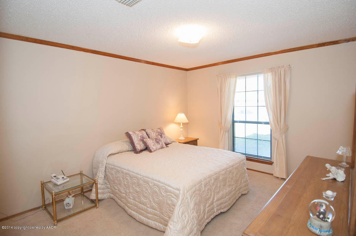 7301 Old Kent Road Amarillo, TX 79109 - Photo 22 of 33 BEDROOM 2 VIEW 1