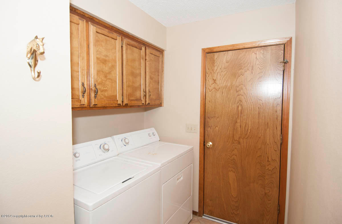 7301 Old Kent Road Amarillo, TX 79109 - Photo 29 of 33 UTILITY VIEW 2