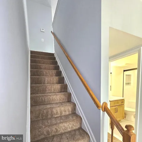 $2,600 | 6579 Cypress Point Road, Alexandria, VA 22312