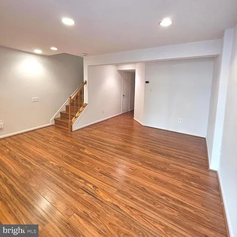 $2,600 | 6579 Cypress Point Road, Alexandria, VA 22312