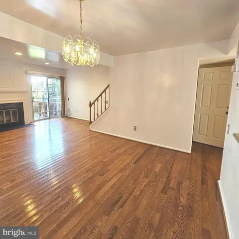 $2,600 | 6579 Cypress Point Road, Alexandria, VA 22312