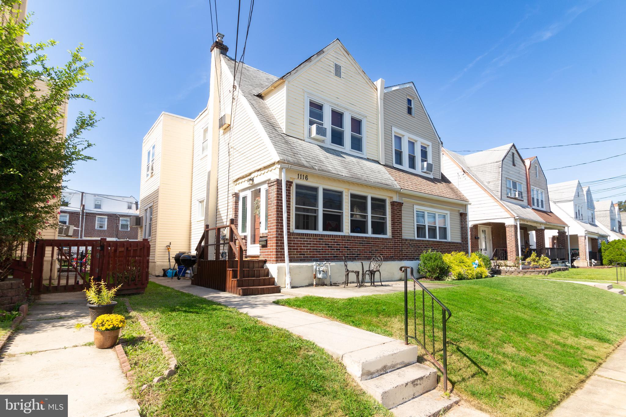 1116 Harding Drive Havertown, PA 19083 - Photo 3 of 31